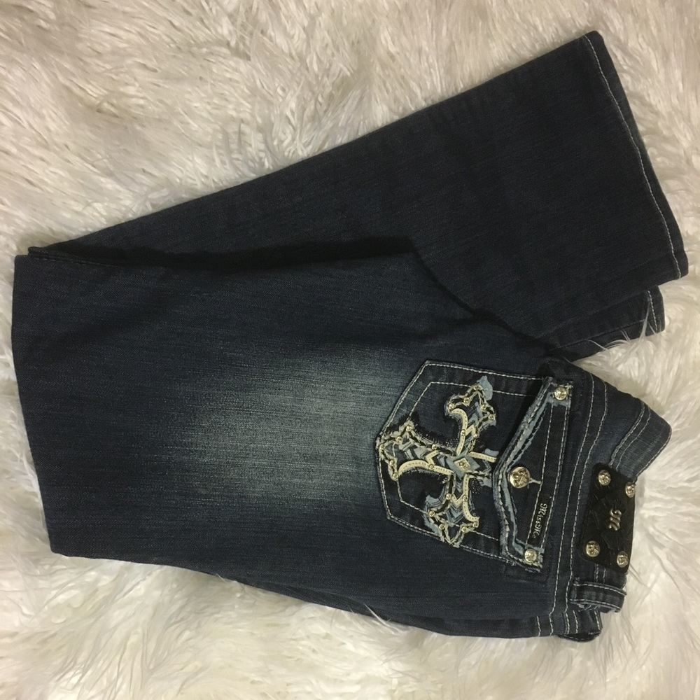 Women's 29x33 Miss Me Signature boot cut jeans